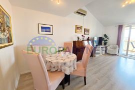 Stan s pogledom na more, 300m od mora, Poreč, Istra, Poreč, Apartamento