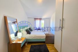 Stan s pogledom na more, 300m od mora, Poreč, Istra, Poreč, Apartamento