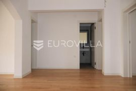 Zadar, Novi Bokanjac – Dvoetažni stan površine 140 m2 s predivnim vrtom od 95 m2, Zadar, Apartamento