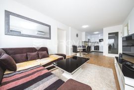 Zagreb, Borongaj, trosobni stan + GPM NKP 65 m2, Zagreb, Kвартира