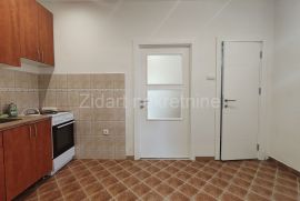 Voždovac, Podravska, 37m2, odmah useljiv, Voždovac, Flat