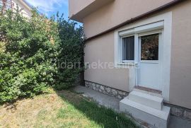 Voždovac, Podravska, 37m2, odmah useljiv, Voždovac, Flat