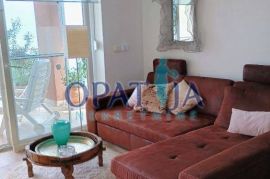 Opatija- prekrasan 2s+db s balkonom i bazenom, Opatija, Appartment