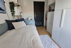 OTOK KRK, MALINSKA - Prekrasan stan 2S+DB s parkingom u mirnoj ulici, Malinska-Dubašnica, Apartamento