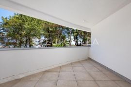 Opatija, centar, atraktivan trosoban stan u novogradnji s 2 terase NKP 125 m2, Opatija, Flat