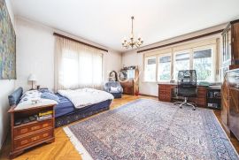 Zagreb, Kraljevec, peterosoban stan 164 m2 za kompletnu adaptaciju, Zagreb, Appartement