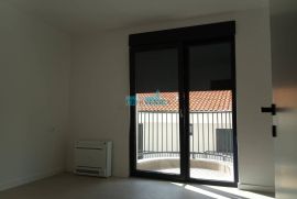 NOVOGRADNJA STROGI CENTAR CRIKVENICE 2S+DB, Crikvenica, Daire