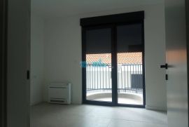 NOVOGRADNJA STROGI CENTAR CRIKVENICE 2S+DB, Crikvenica, Flat