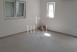 RAB-NOVOGRADNJA, STAN OD 50 m2, 1S+DB, PARKING, Rab, Kвартира