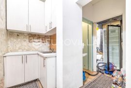 Zagreb, Trešnjevka sjever, ulični poslovni prostor / lokal 180 m2, Zagreb, Commercial property