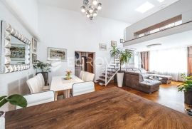 Zagreb, Ravnice, prostran dvoetažan peterosoban stan, NKP 138,19 + GPM, Zagreb, Wohnung