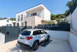 Sevid, NOVOGRADNJA, moderna vila s bazenom, NKP 151 m2, Marina, بيت