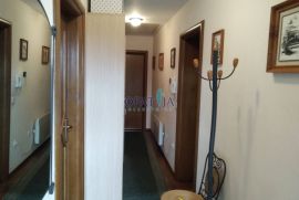 Opatija-Ičići, stan 2S+DB, 1. kat, panoramski pogled, Opatija - Okolica, Appartement