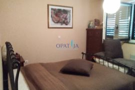 Opatija-Ičići, stan 2S+DB, 1. kat, panoramski pogled, Opatija - Okolica, Kвартира