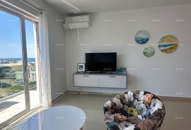 Stan Novigrad, prodaja apartmana u zatvorenom kompleksu sa velikom krovnom terasom., Novigrad, Appartment