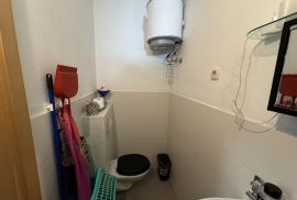 Stan na dobroj lokaciji u gradu, Pula, Istra, Pula, Apartamento