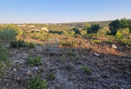 PRODAJA građevinsko zemljište 3321 m2 Donje Raštane, Sveti Filip I Jakov, Land