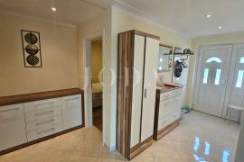 Crikvenica apartman sa garažom, Crikvenica, Appartamento