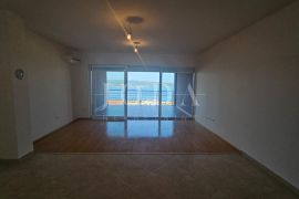 Crikvenica dvoetažni stan, Crikvenica, Apartamento