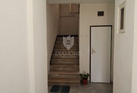 Rijeka, garsonijera na prvom katu, Rijeka, Appartement