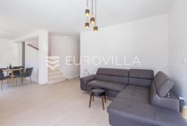 Istra, Medulin, dvoetažni stan s bazenom, Medulin, Appartement