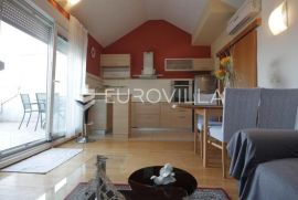 Split, Pazdigrad - dvosoban stan s terasom, Split, Apartamento