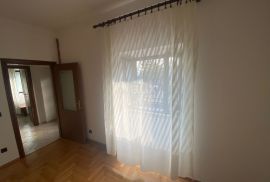 RIJEKA, VIŠKOVO, MARČELJI - stan 70 m2 u prizemlju s terasom + 4 parkirna mjesta! PRILIKA!, Viškovo, Appartement