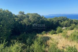 RIJEKA, KOSTRENA - građevinsko zemljište s pogledom na more 1.651 m2 za stambenu zgradu - stanove / apartmane / obiteljsku kuću / villu! PRILIKA!!!, Kostrena, Land