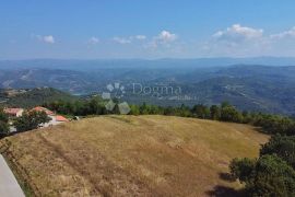 IZVRSNA PARCELA S GRAĐEVINSKOM DOZVOLOM I PREKRASNIM POGLEDOM, Pazin - Okolica, Terreno