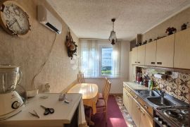 Borongaj, 2330€/m2 - PRILIKA!, Peščenica - Žitnjak, Wohnung