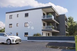 NOVIGRAD, STAN SA DVORIŠTEM I BAZENOM, Novigrad, Apartamento