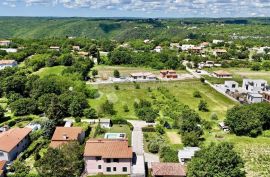 SAMO U PONUDI DOGMA NEKRETNINA! KUĆA SA 3 STANA I BAZENOM NA TOP LOKACIJI, Labin, House