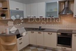 Atraktivan stan u villi sa predivnim panoramskim pogledom na more, Rijeka, Apartamento