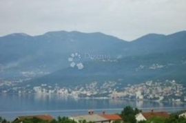 Atraktivan stan u villi sa predivnim panoramskim pogledom na more, Rijeka, Flat