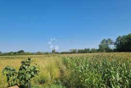 Građevinsko zemljište poslovna zona Oroslavje, Oroslavje, Arazi