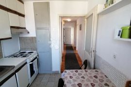 TURNIĆ 53.60m2 3skl, Rijeka, Appartment