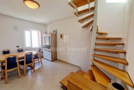 BRSEČ, renovirana dvojna kuća od 87 m2, Mošćenička Draga, House