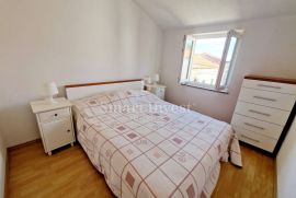 BRSEČ, renovirana dvojna kuća od 87 m2, Mošćenička Draga, Casa