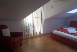 APARTMAN MALINSKA SA POGLEDOM NA MORE, Malinska-Dubašnica, شقة