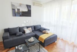 KANTRIDA, STAN 100m OD MORA, Rijeka, Appartement