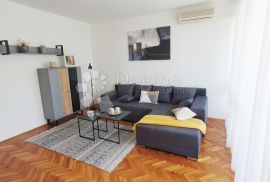 KANTRIDA, STAN 100m OD MORA, Rijeka, Appartement