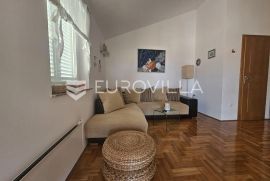 Otok Krk, Malinska, prekrasan trosoban stan s pogledom na more NKP 64.11 m2, Malinska-Dubašnica, Flat