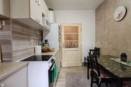 Paviljoni, komforan dvosoban stan od 52m2, Novi Beograd, Wohnung