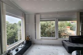 Stan Pješčana uvala, prvi red do mora. Apartman sa pogledom na more., Pula, Appartment