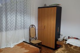 Kuća, apartman i poslovni prostor u Valbandonu, Fažana, Casa