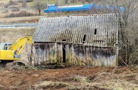 OROVAC ( Otočac ) kuća prizemnica, pomoćna zgrada, vrt, oranica, Otočac, Дом