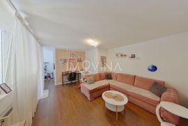 Dvosoban stan sa baštom 58m2+25m2, Dobrinja, Sarajevo Novi Grad, Apartamento