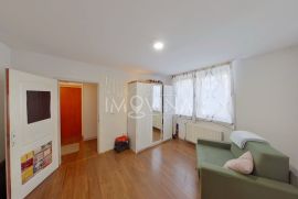 Dvosoban stan sa baštom 58m2+25m2, Dobrinja, Sarajevo Novi Grad, Appartment