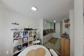 Dvosoban stan sa baštom 58m2+25m2, Dobrinja, Sarajevo Novi Grad, Daire