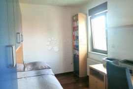 LUKSUZNI PENTHOUSE u blizini Maksimirske šume!!, Maksimir, Apartamento